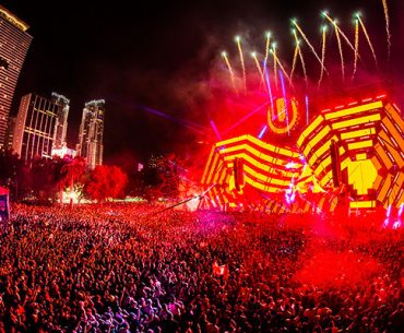 Boom! The scene at Ultra fest ’16. Courtesy: EDMkevin.co8