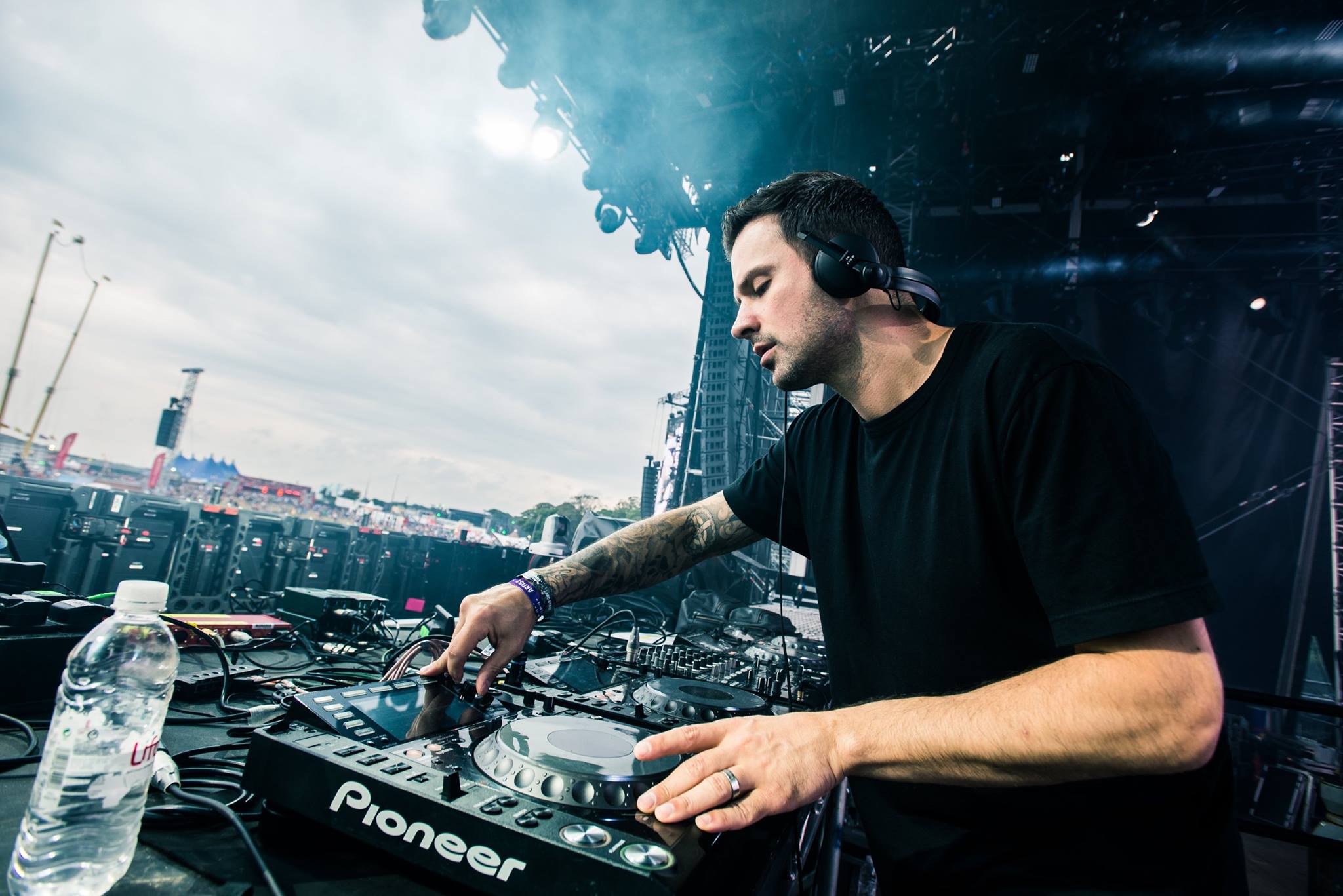 Atb 2002. диджей серб. Dirty south/дикий юг(2016) франция. Dirty south. Dirty south.