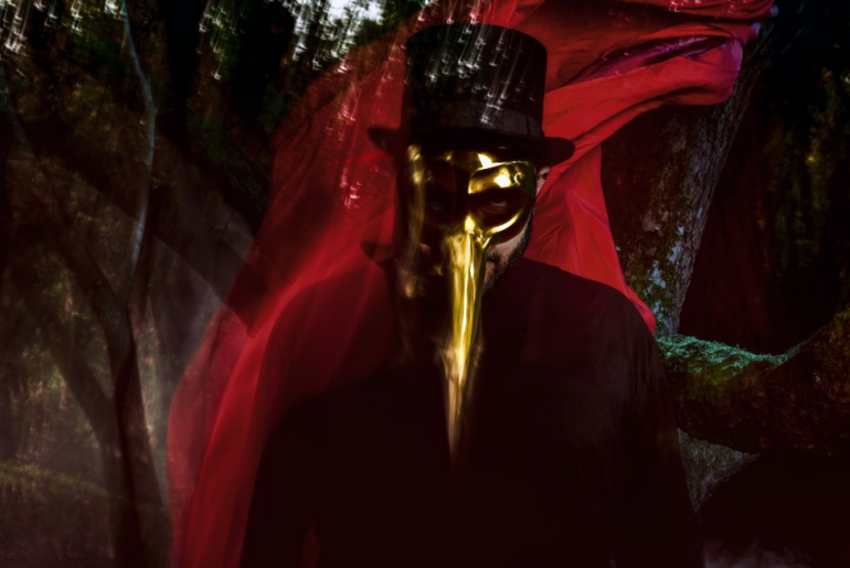 Claptone