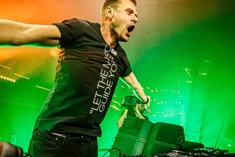 armin van buuren asot 950