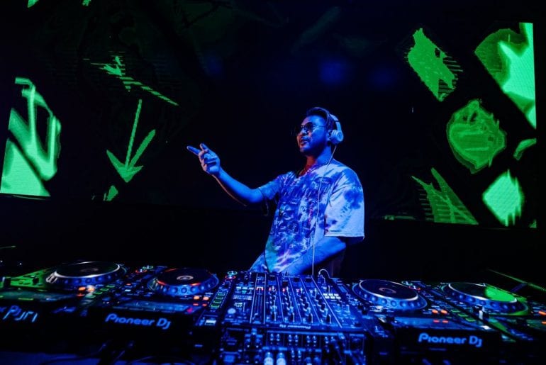 wax motif keep raving