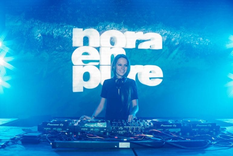 Nora En Pure Wetlands