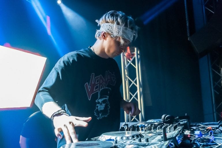 ARTY From Russia With Love