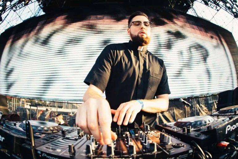 surf mesa madison beer tchami