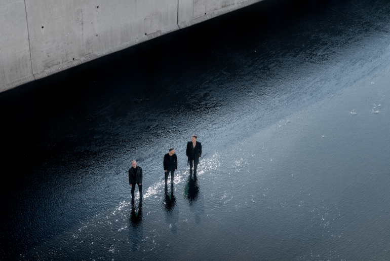 rüfüs du sol next to me